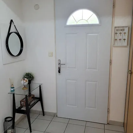 Cozy House Two Free Parking Spaces