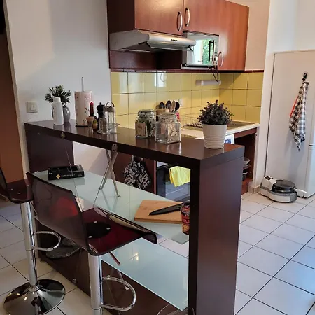 Apartman Cozy House Two Free Parking Spaces *